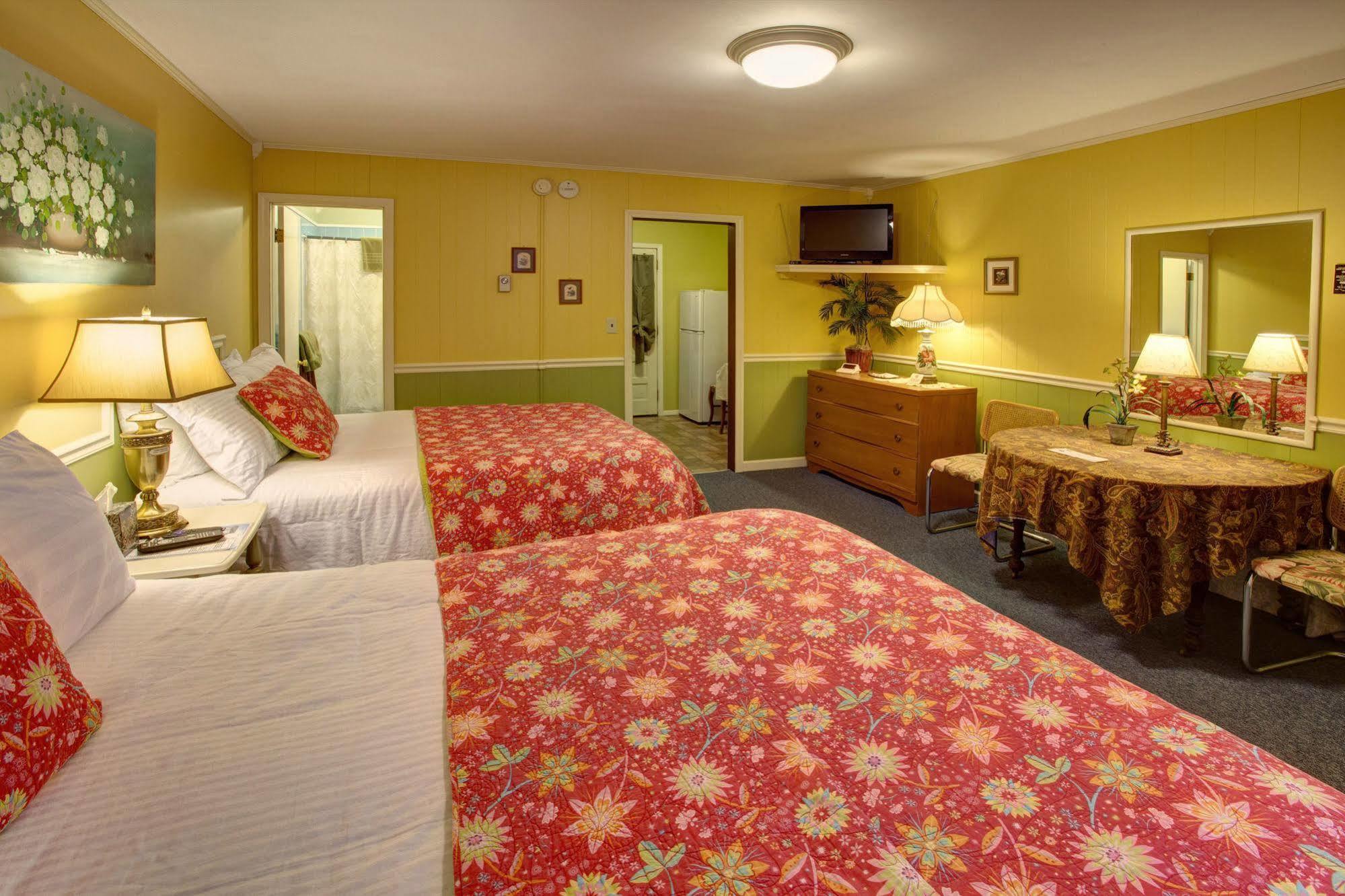 Starlite Motel & Suites Big Indian Exterior photo
